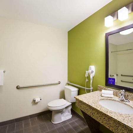 Sleep Inn & Suites Colby Zewnętrze zdjęcie