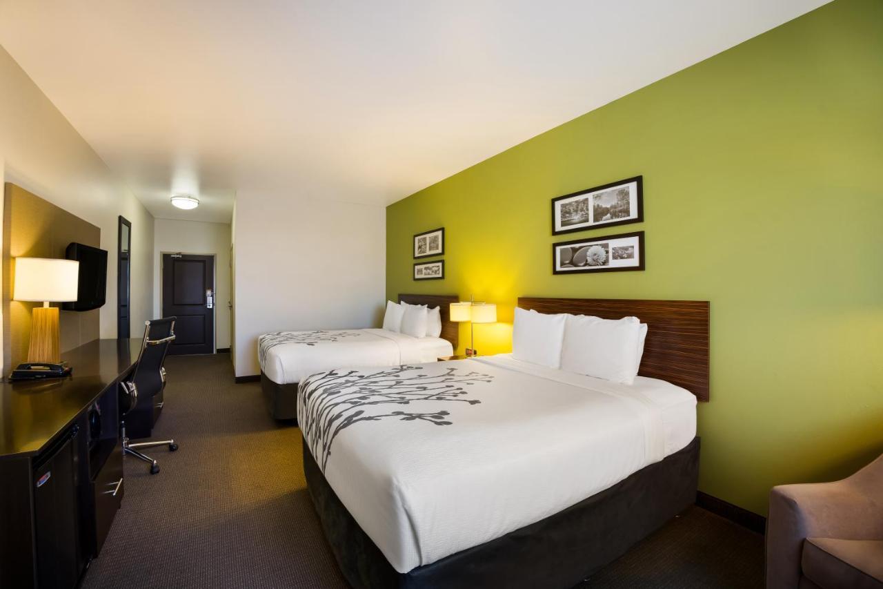 Sleep Inn & Suites Colby Zewnętrze zdjęcie