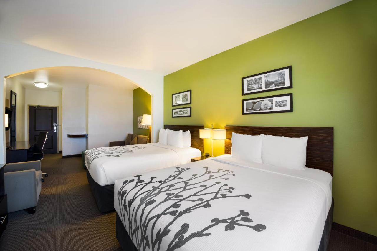 Sleep Inn & Suites Colby Zewnętrze zdjęcie