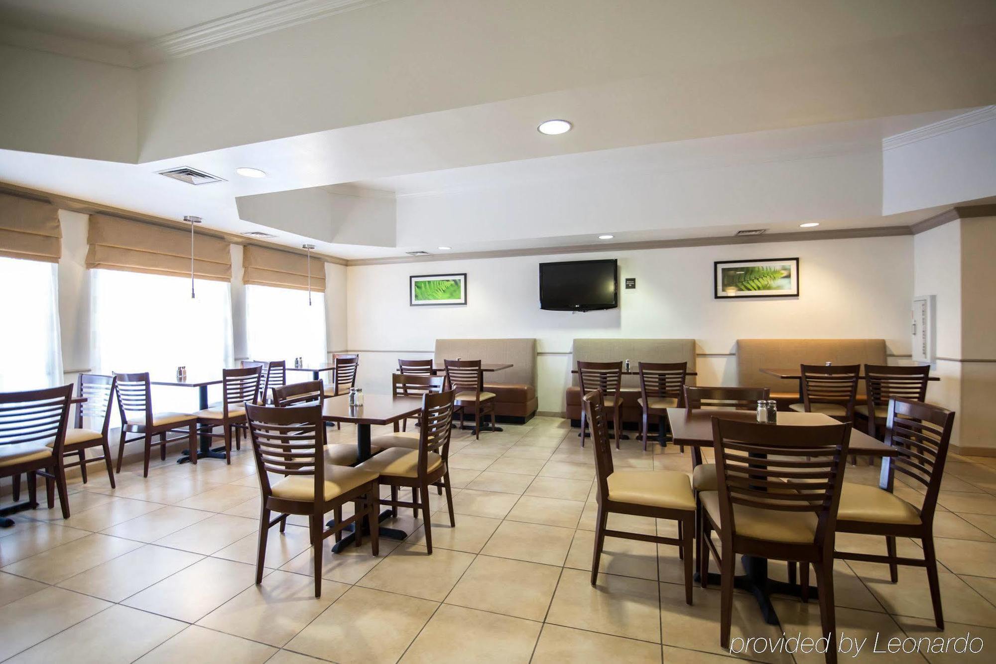 Sleep Inn & Suites Colby Zewnętrze zdjęcie